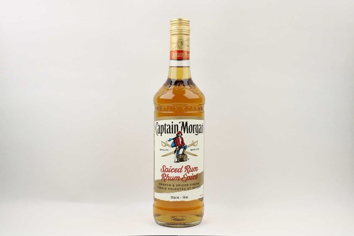 Captain Morgan Spiced Rum (1 x 750 ml)