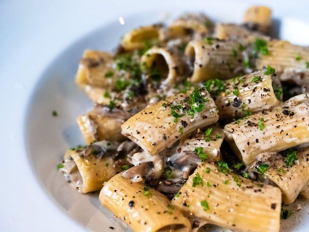 Ai Funghi Family Tray