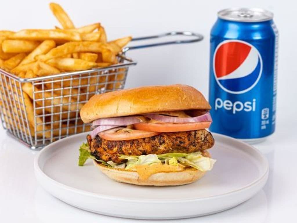 CND Grilled Chicken Sandwich Combo - OO