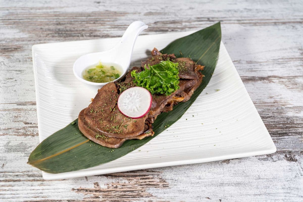 UB27 Grilled Beef Tongue 炭烧薄切牛舌片
