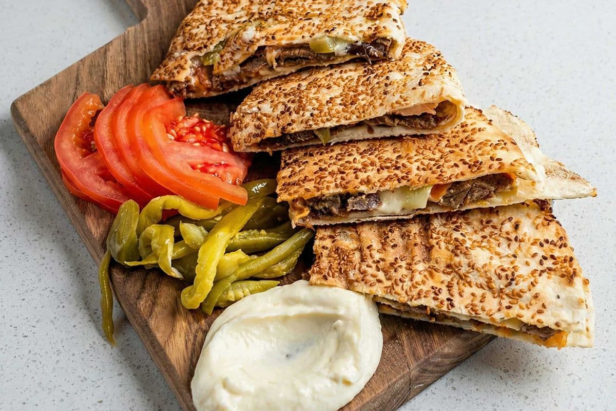 Sujuk Speciale