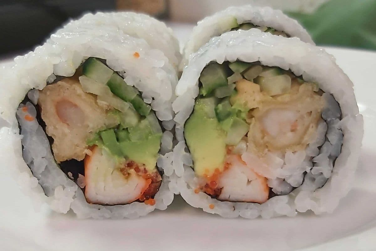 26.Dynamite Roll (10 pcs)
