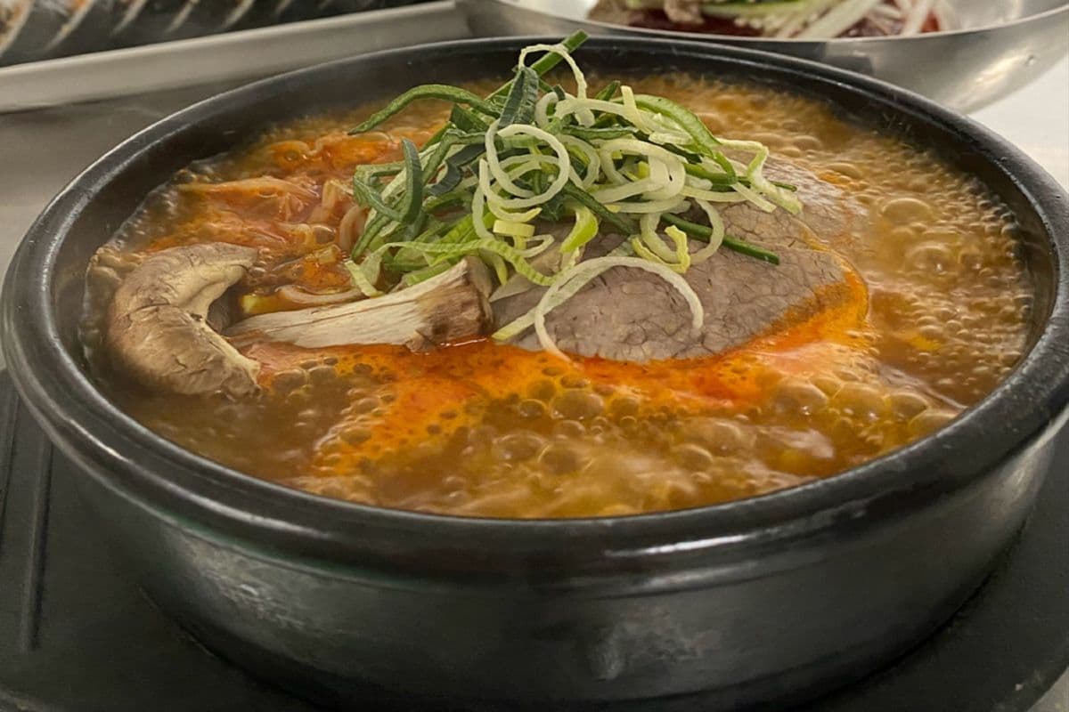 Yukgaejang / 육개장