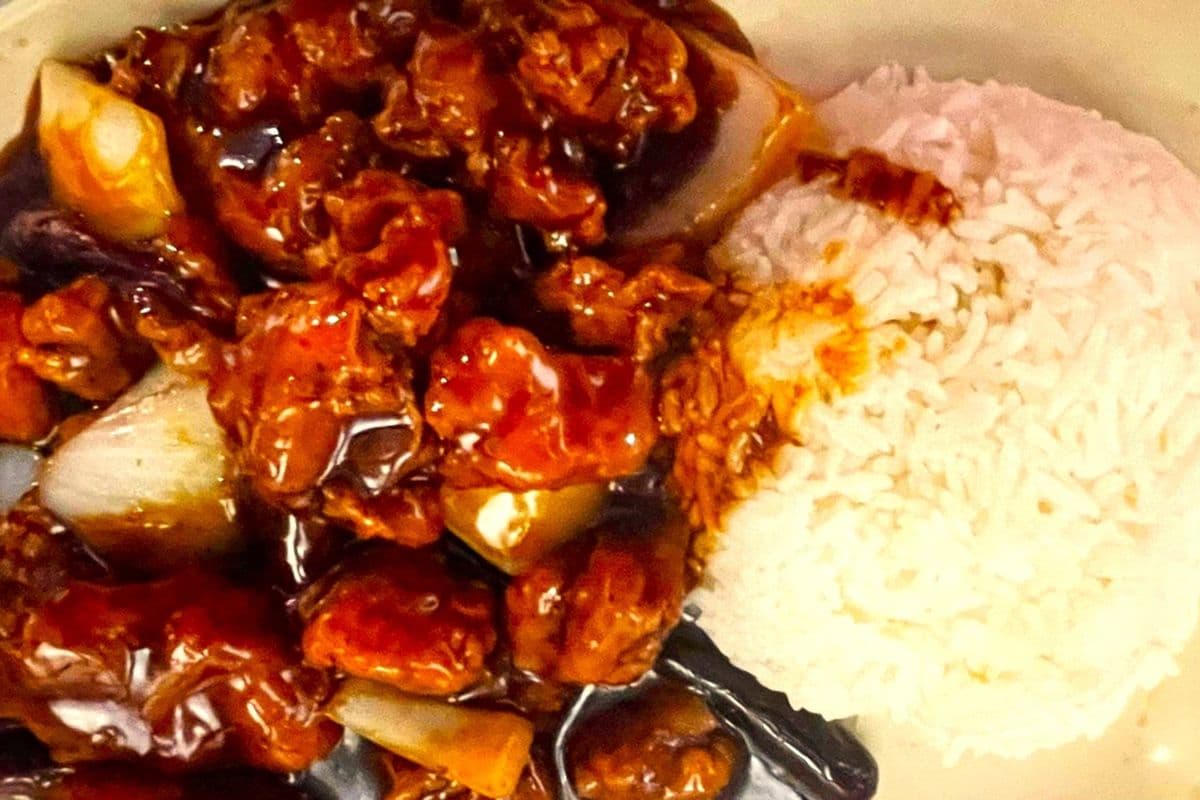 General Tao Chicken with Rice