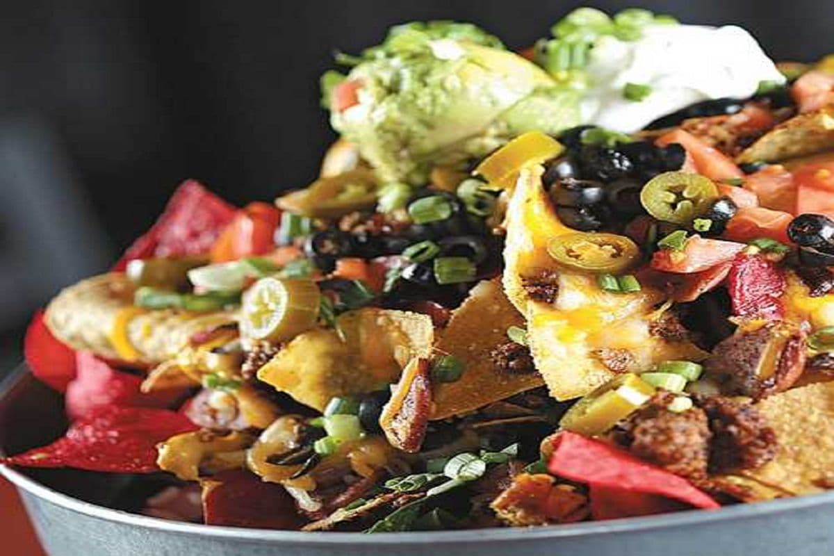 Veggie Cheese Nachos