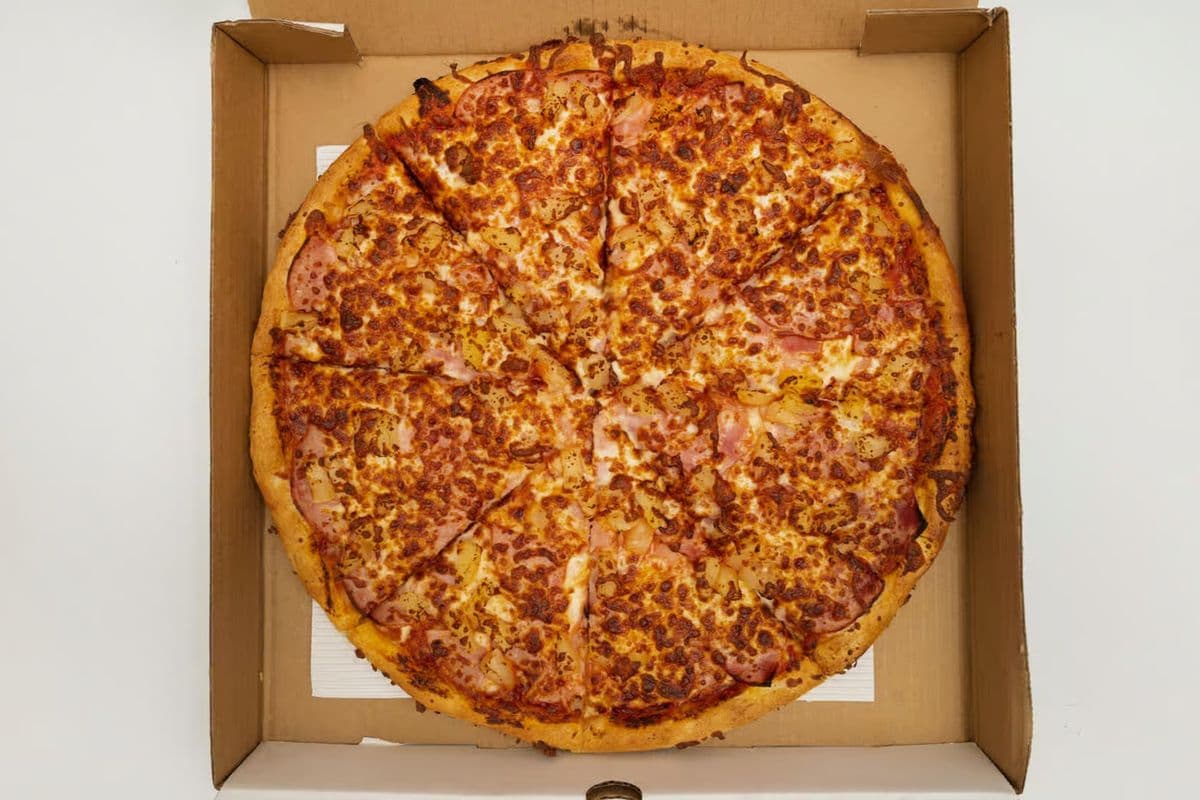 12" Medium Hawaiian (Aloha Combo) Pizza