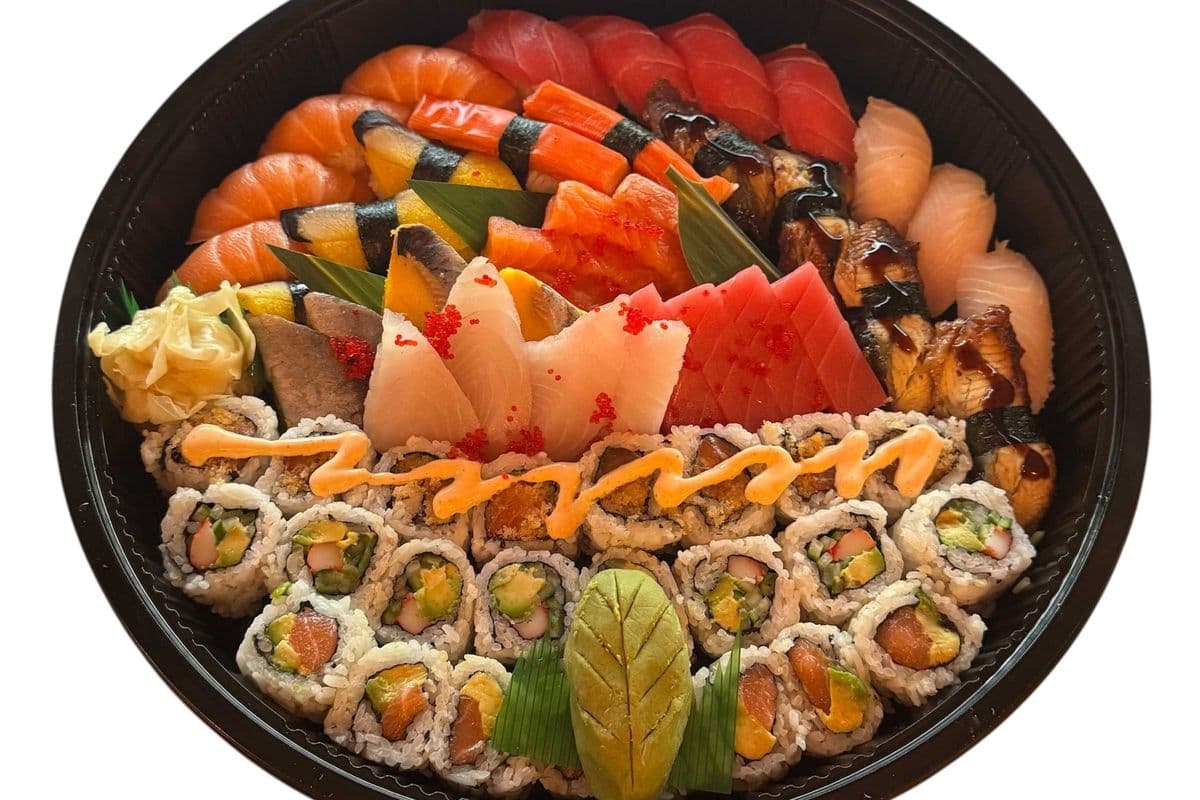 SS7) Sushi and Sashimi Platter 60pcs (60 Pcs)
