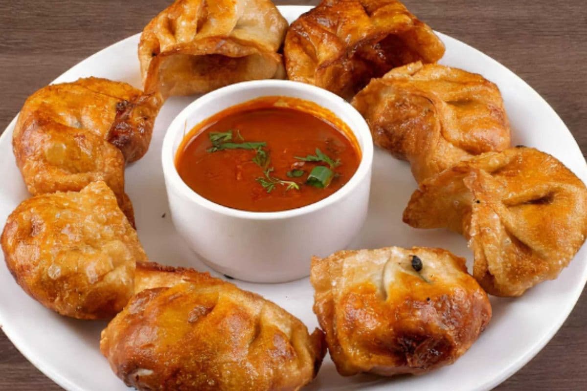 Veg Fried Momo (8 pcs)