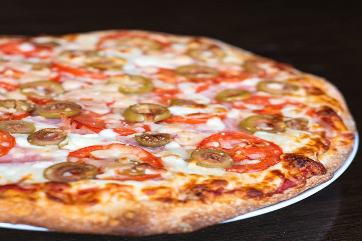 15" Stone-Baked Roman Pizza