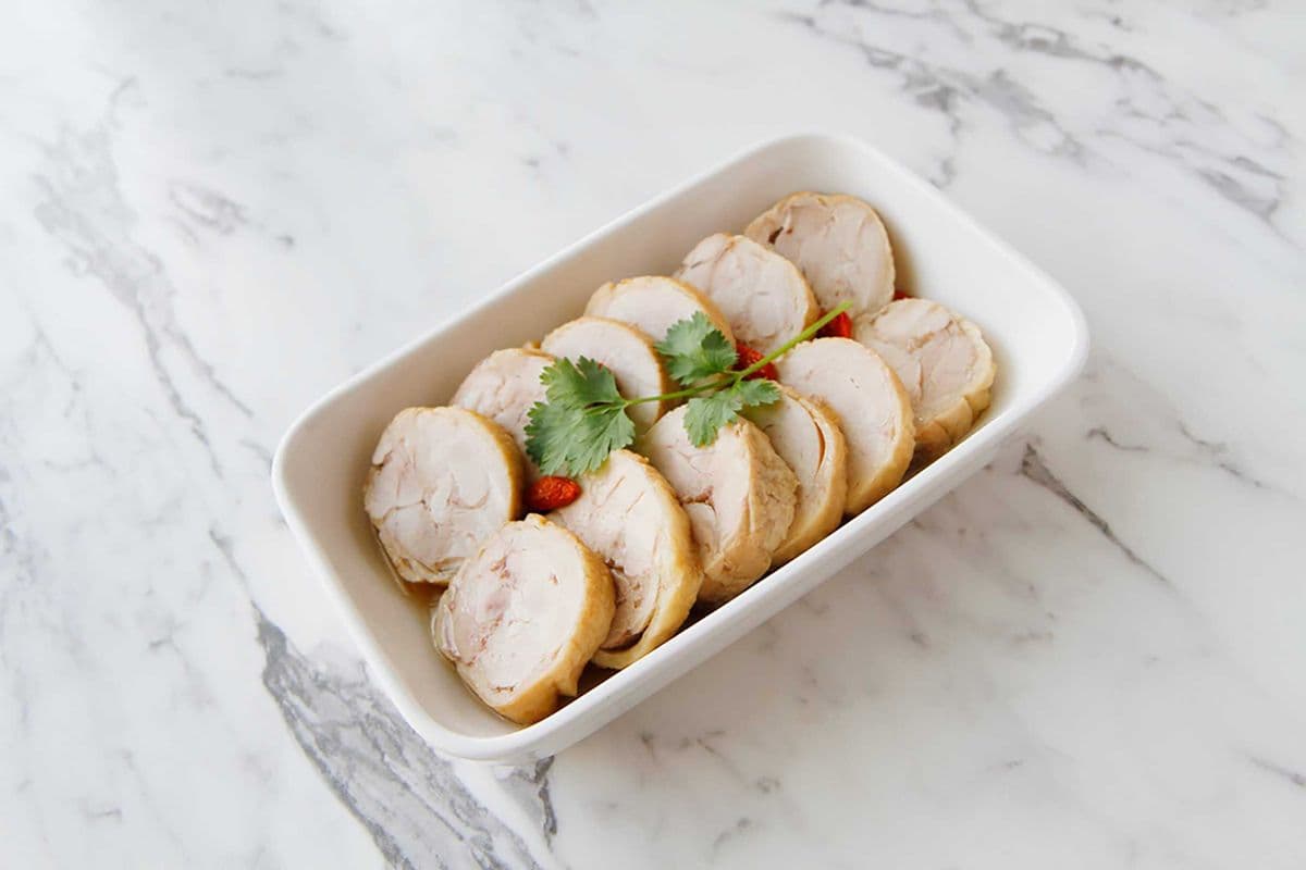 Cold Wined Boneless Chicken 花雕醉雞