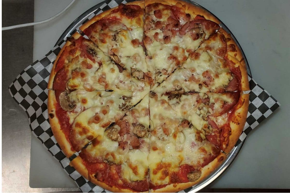 9" High Note Special Pizza