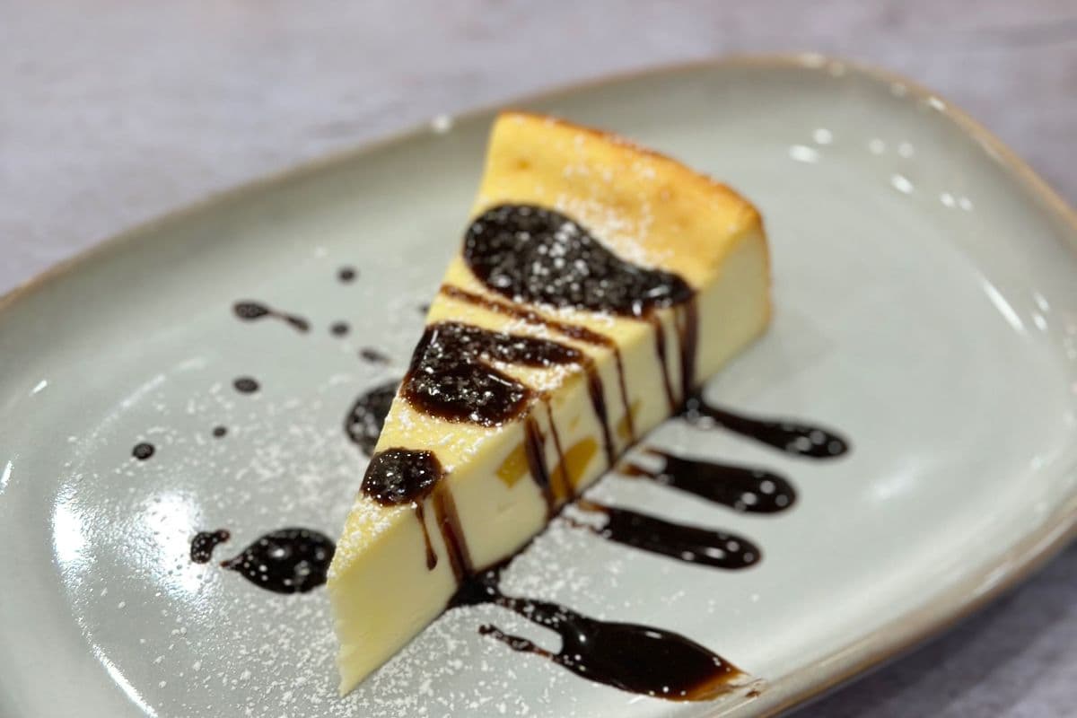 Mango Cheese Cake (1pc)