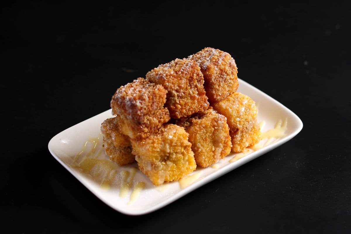 Deep-Fried Peanut Butter French Toast Bites 粒粒西多士