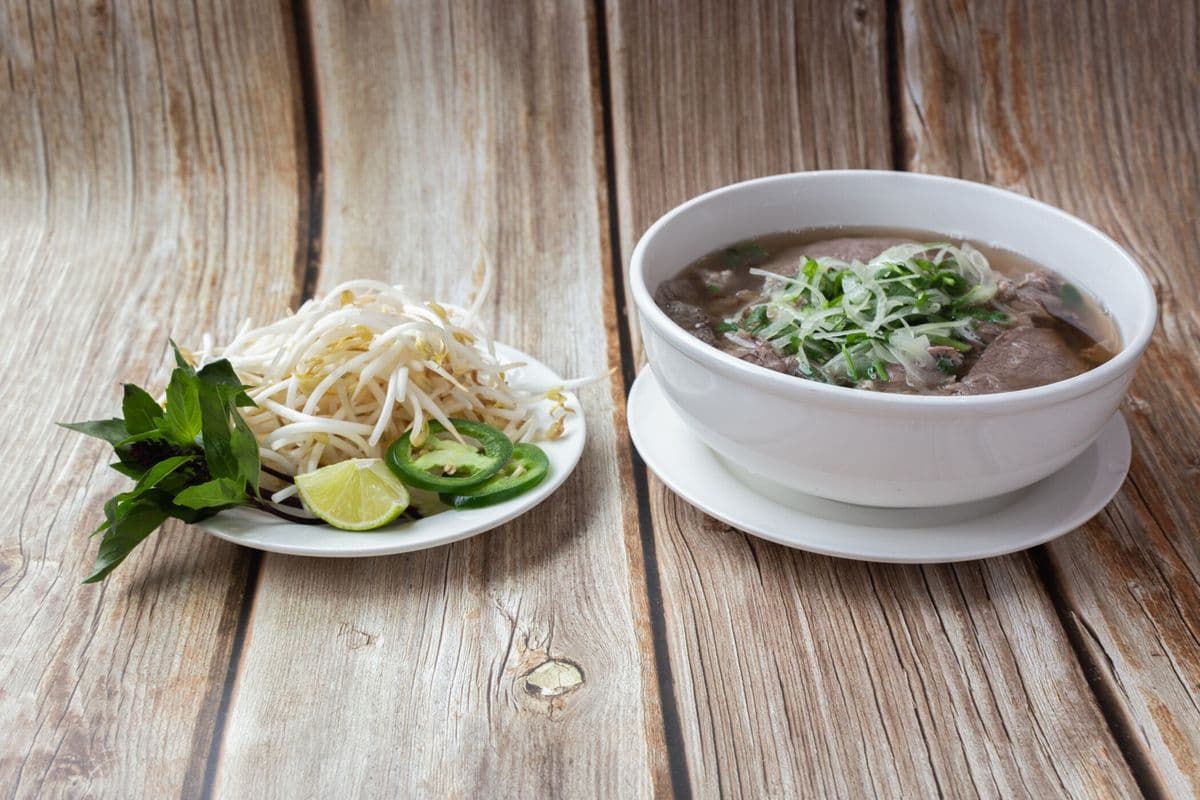 Small 35.Rare Steak and Brisket Phở (Phở Tái, Nạm)