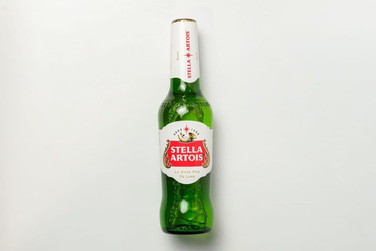 Stella Artois (12 x 330 ml Bottles)