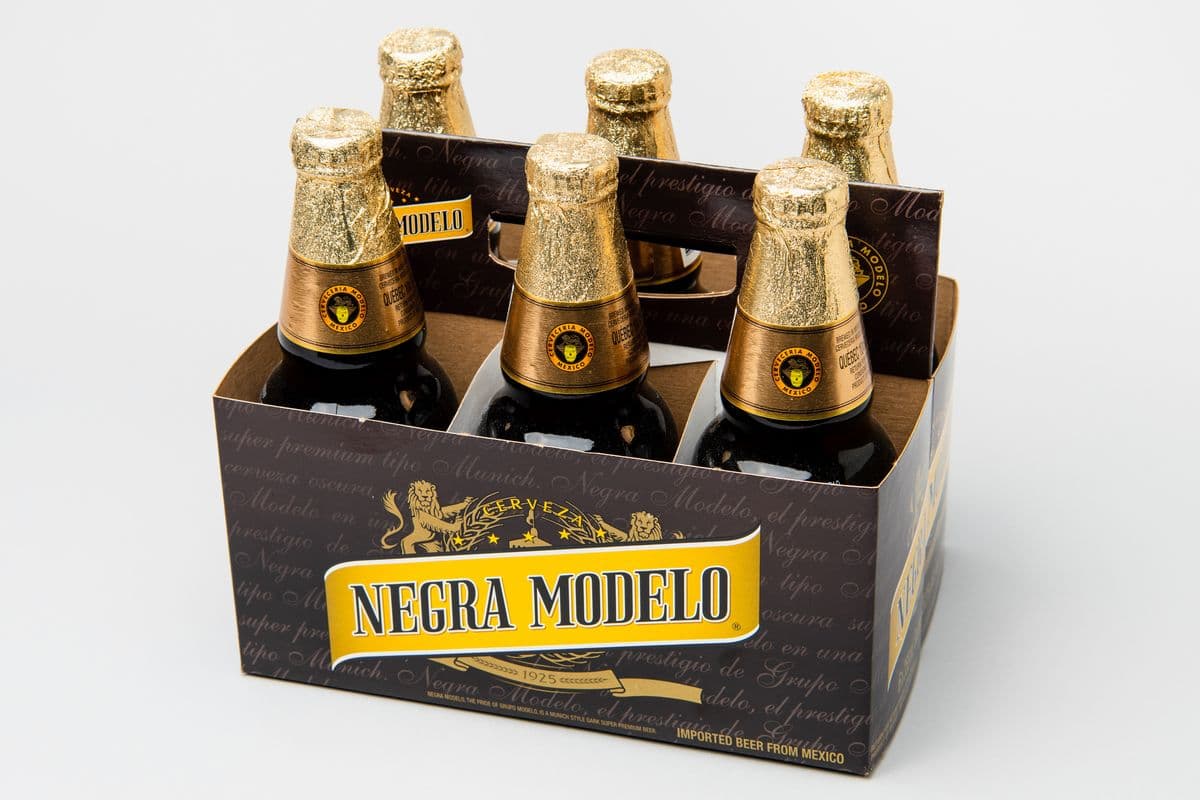 15. Negra Modelo (6 Pack) (6 x 6PACK)
