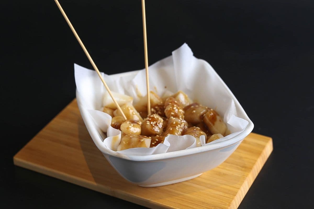 Hong Kong Style Steamed Rice Roll 港式街邊腸粉