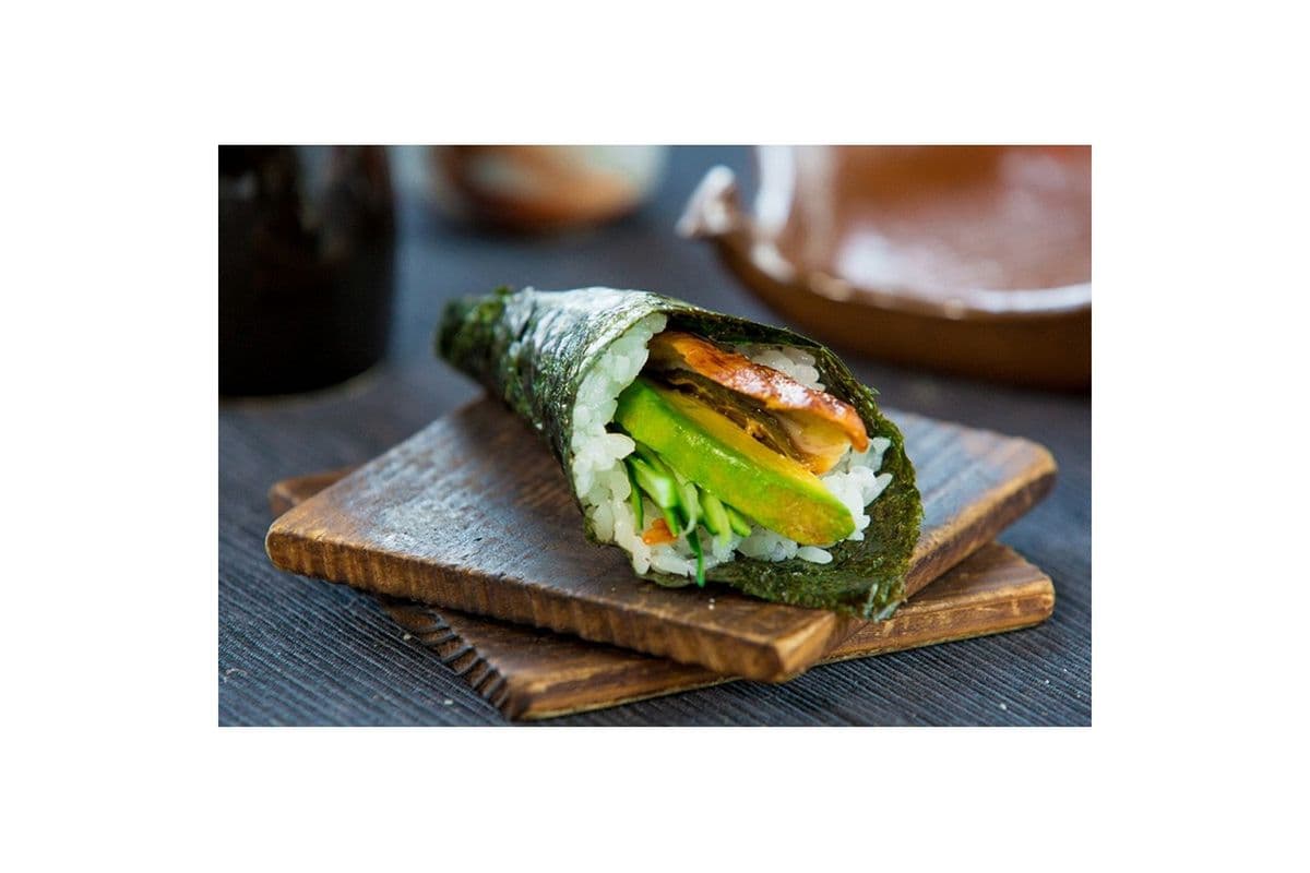 HR26 Eel Avocado / Cucumber (Eel Sauce) (1 pc)