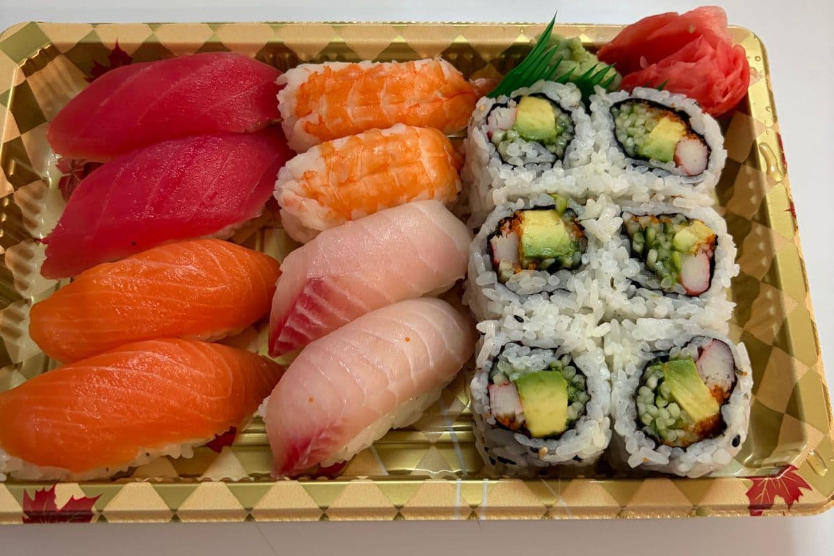 104. Sushi Summer (14pcs)