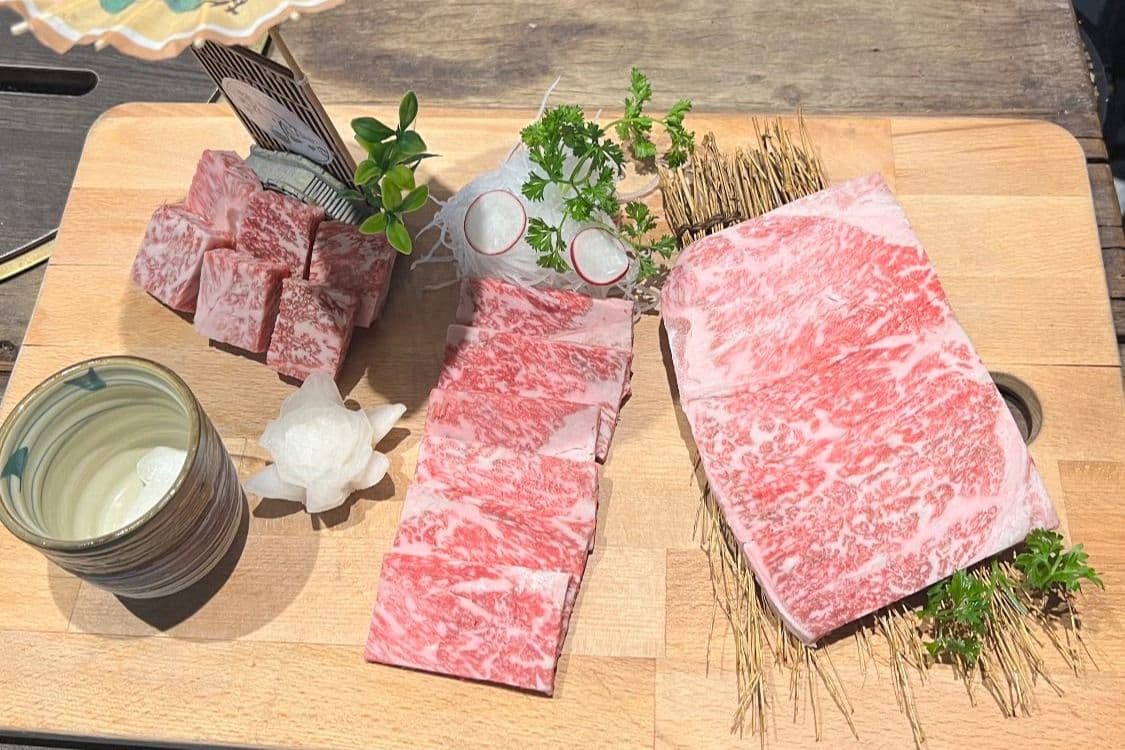 I04. A5 Wagyu Beef Platter