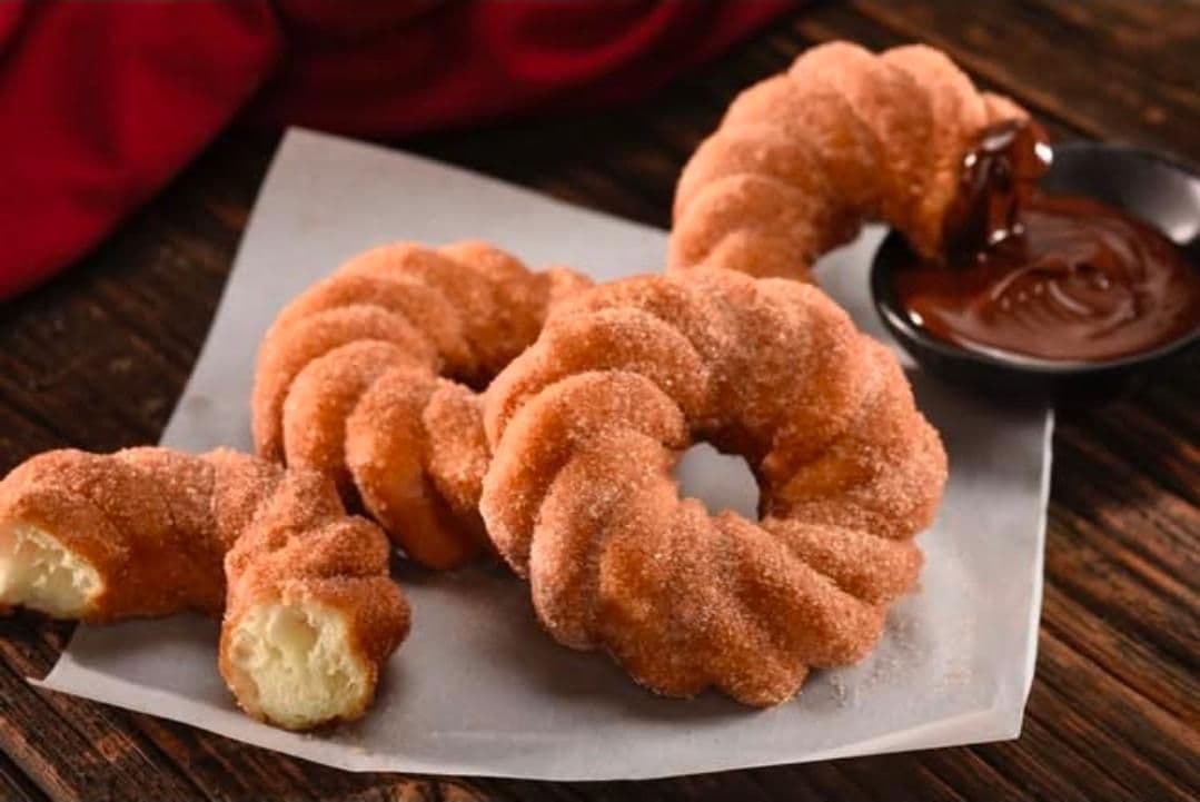 6 Churro Donuts