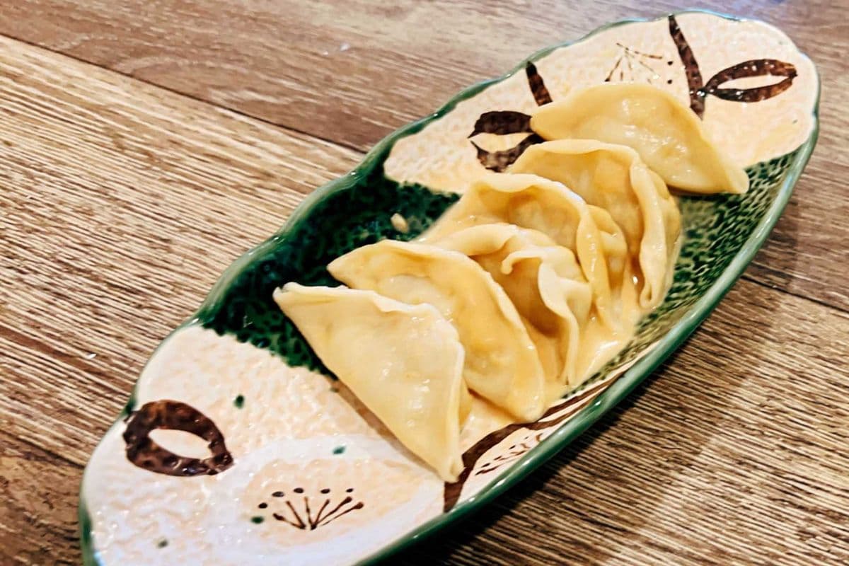 A14. Sesame Dumplings (6pcs) 麻酱饺子