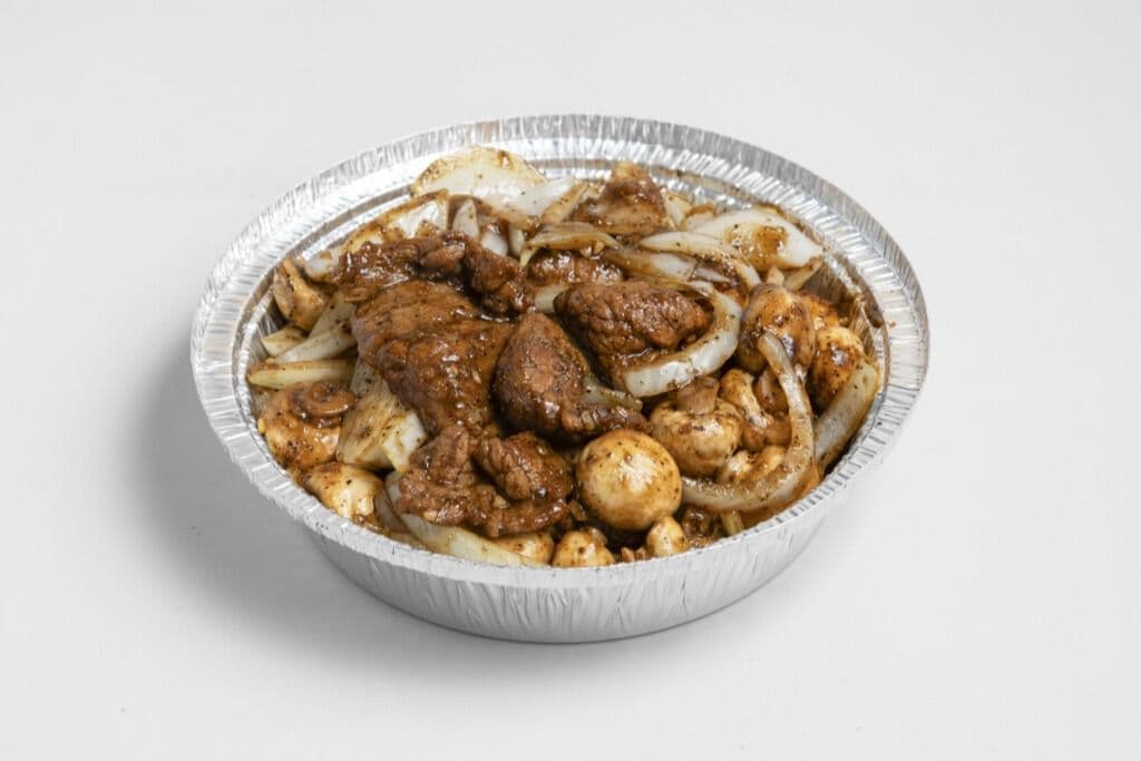 69.Beef with Black Pepper Sauce on Hot Plate