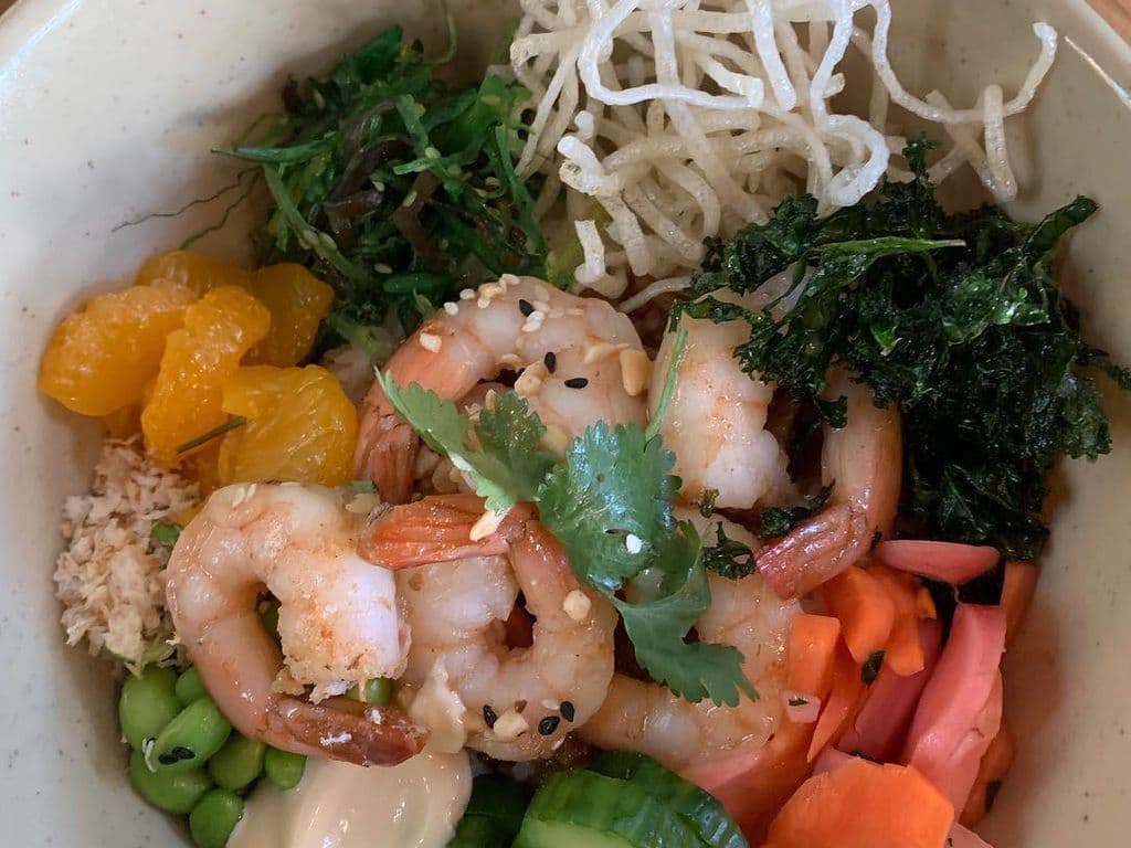 Poke Crevettes aux Arachides