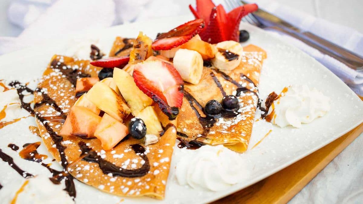 Mixed Fruits Crepe