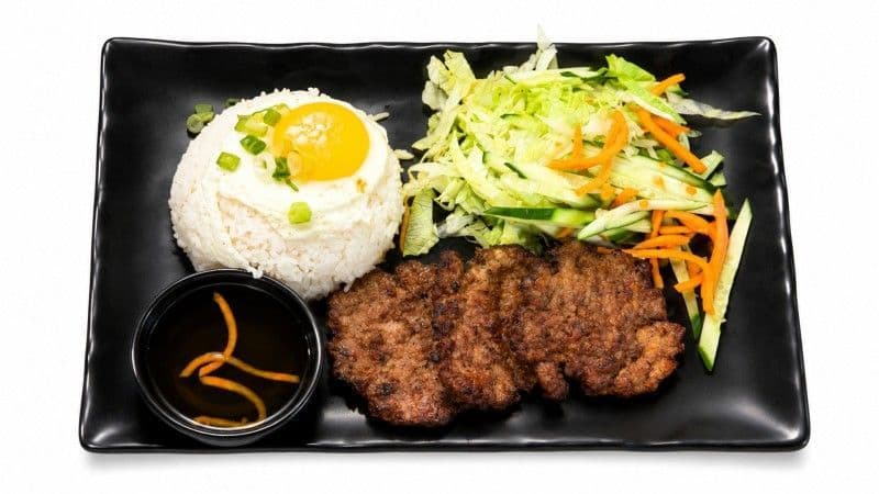 C33-GROUND PORK & FRIED EGG