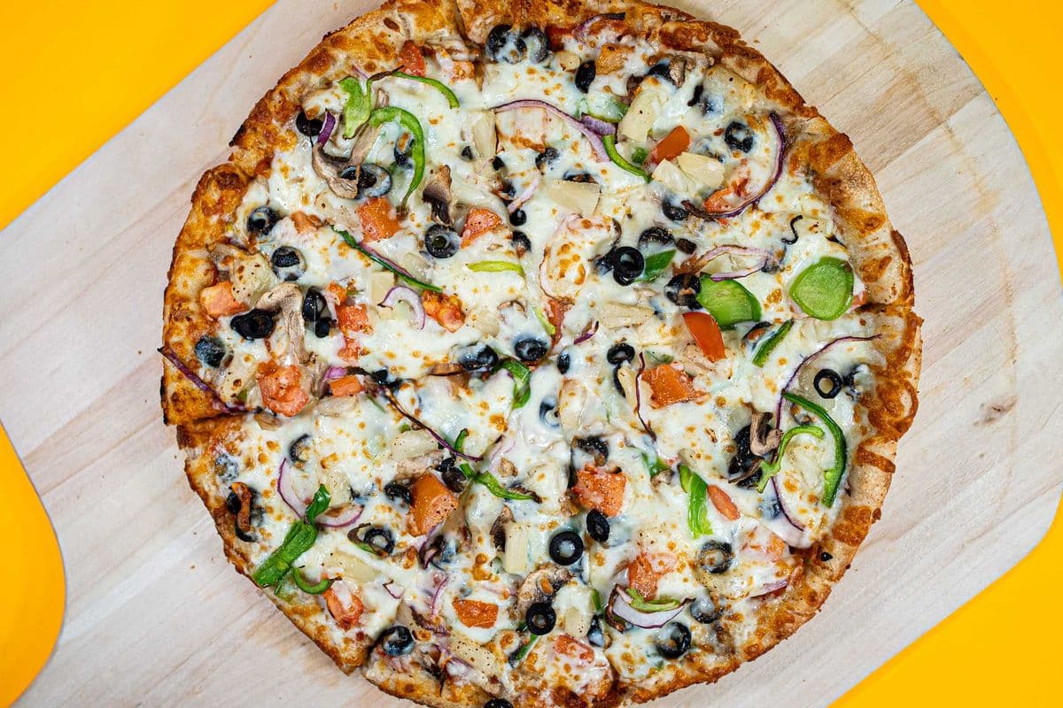 12" Medium Hometown Veggie Pizza