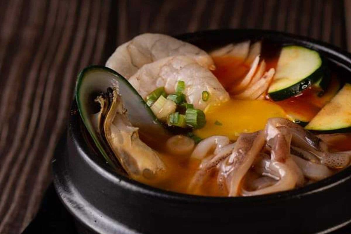 Soon Du-bu Jjigae (순두부 嫩豆腐汤)