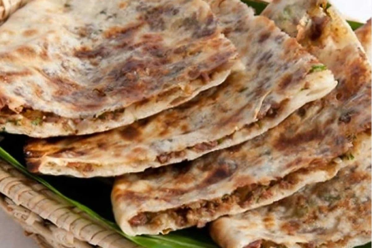 103. Chicken Keema Naan