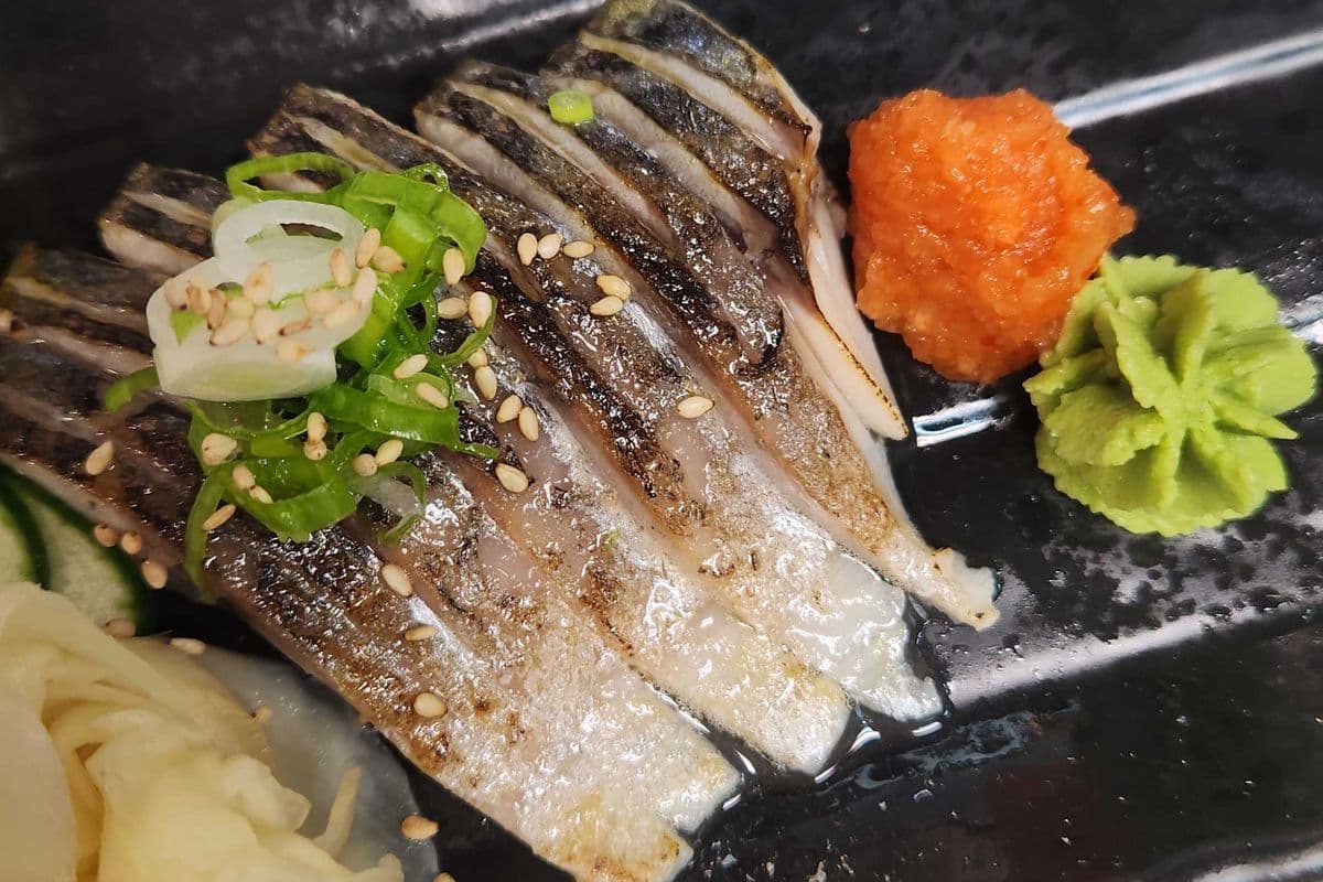 Seared Saba Sashimi (4pcs)