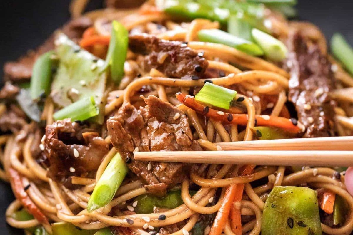 Beef Stir-Fried Noodles