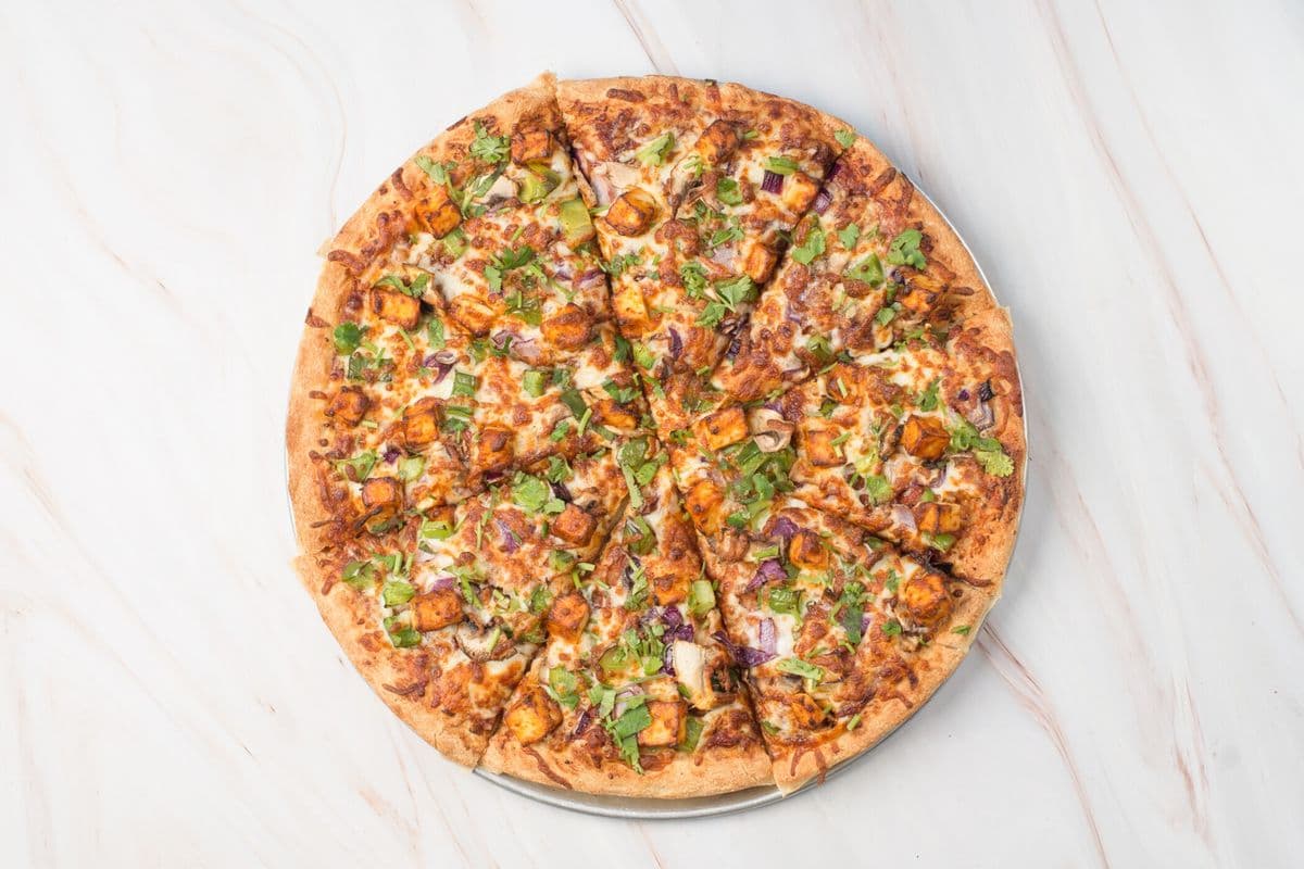 Paneer-Tikka Pizza