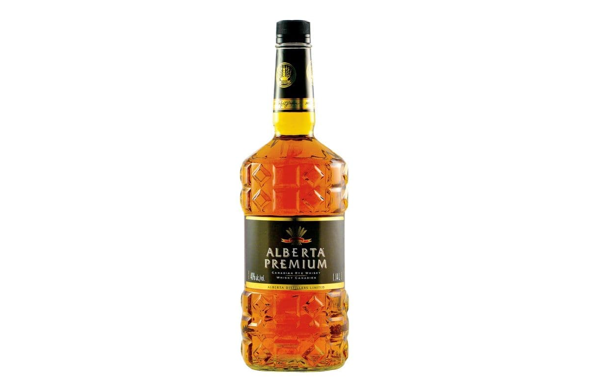Alberta Premium (1140 ml Bottle)