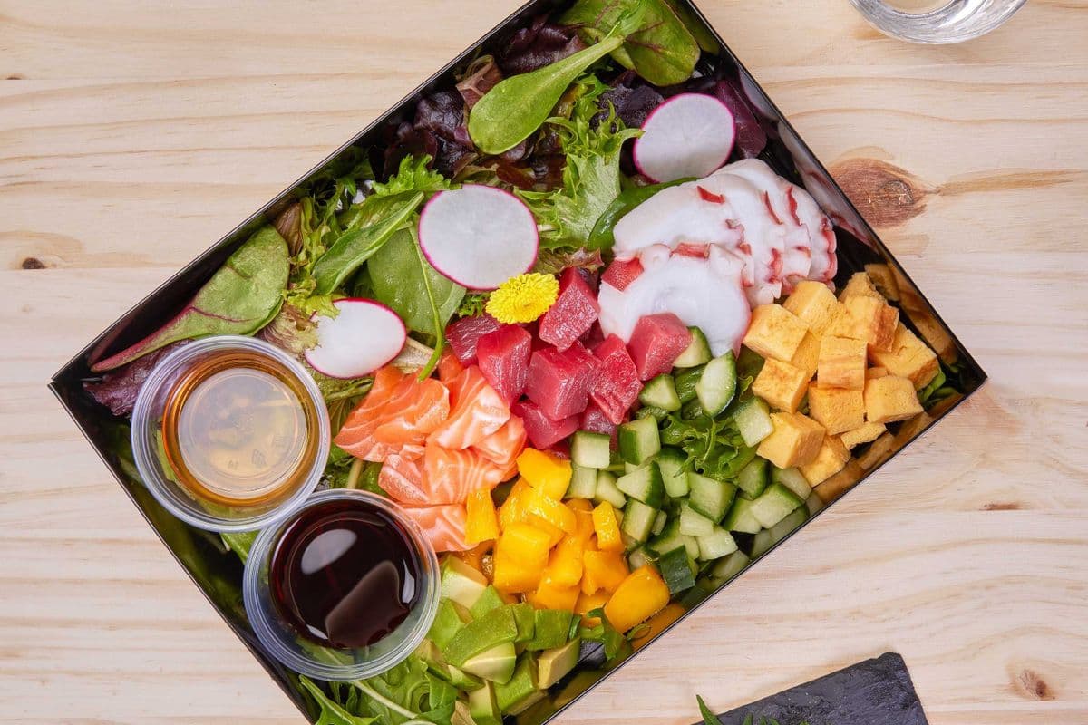 D6. Skyekon Sashimi Salad Bowl