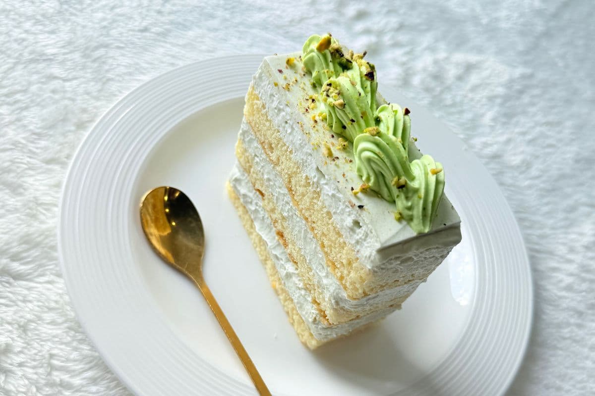 Pistachio Pastry