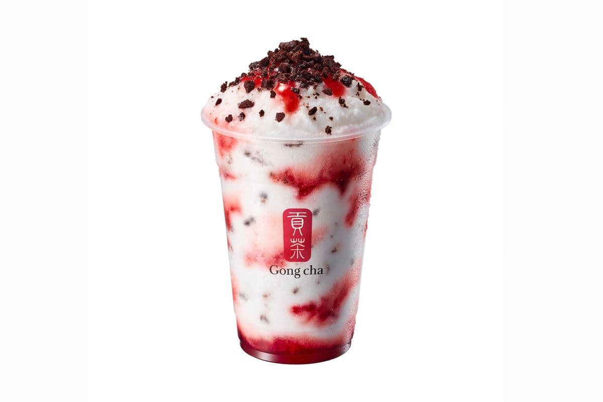 Strawberry Earl Grey Smoothie with Cookies