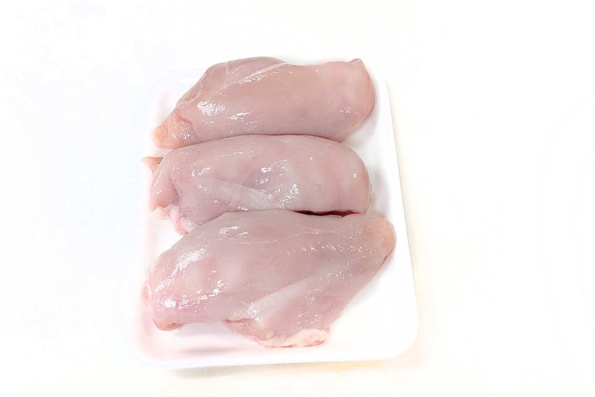 Boneless Skinless Chicken Breasts (2 Pounds)