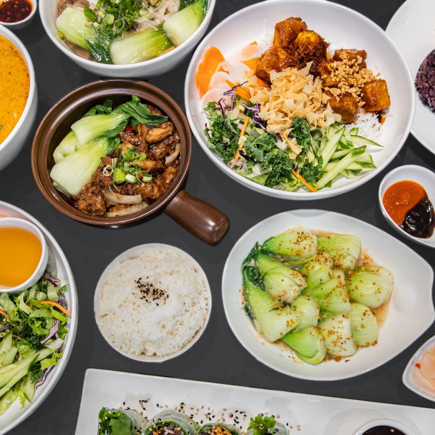 Viet Family - The Vegan House