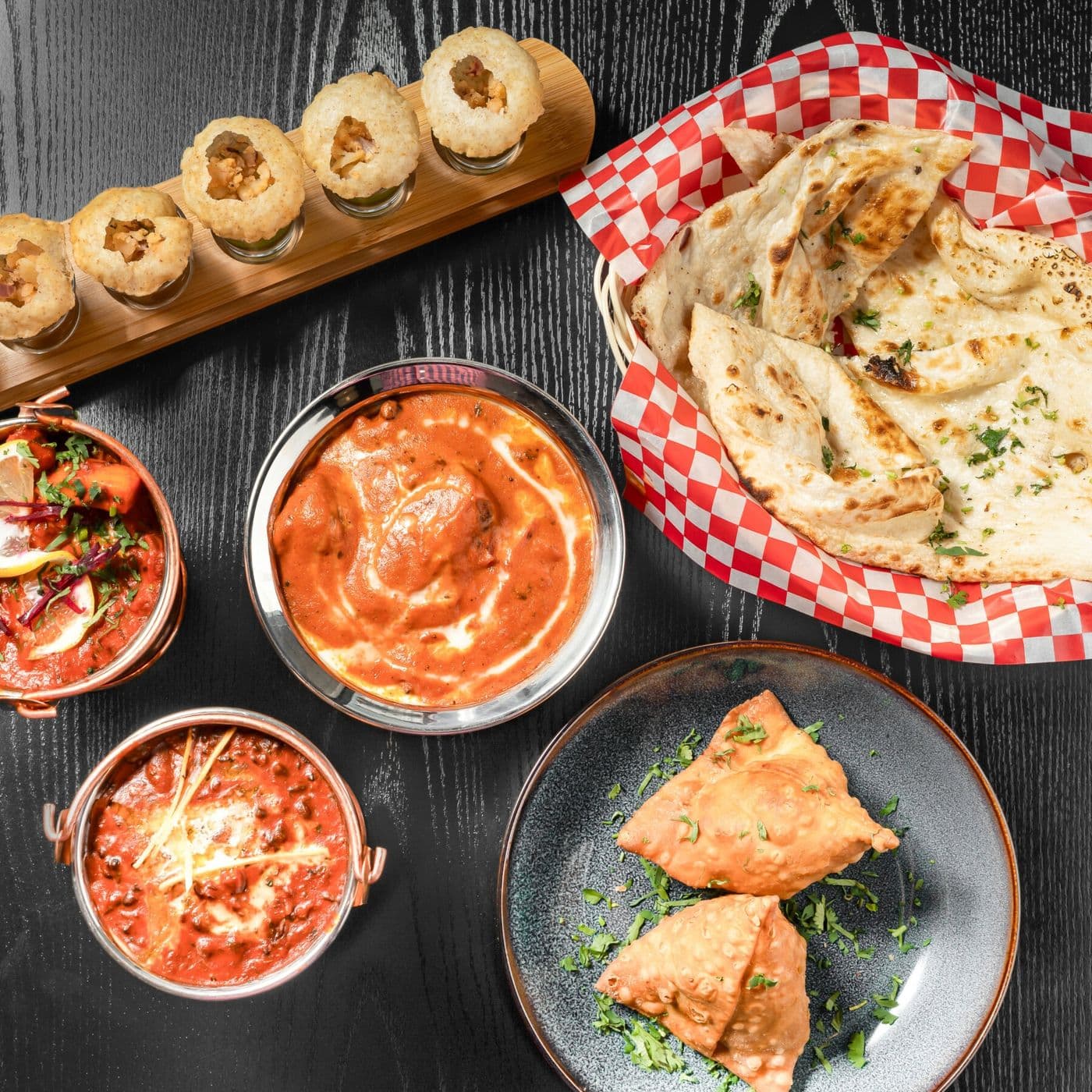 Wakhra Swad Indian Restaurant & Bar (Calgary)