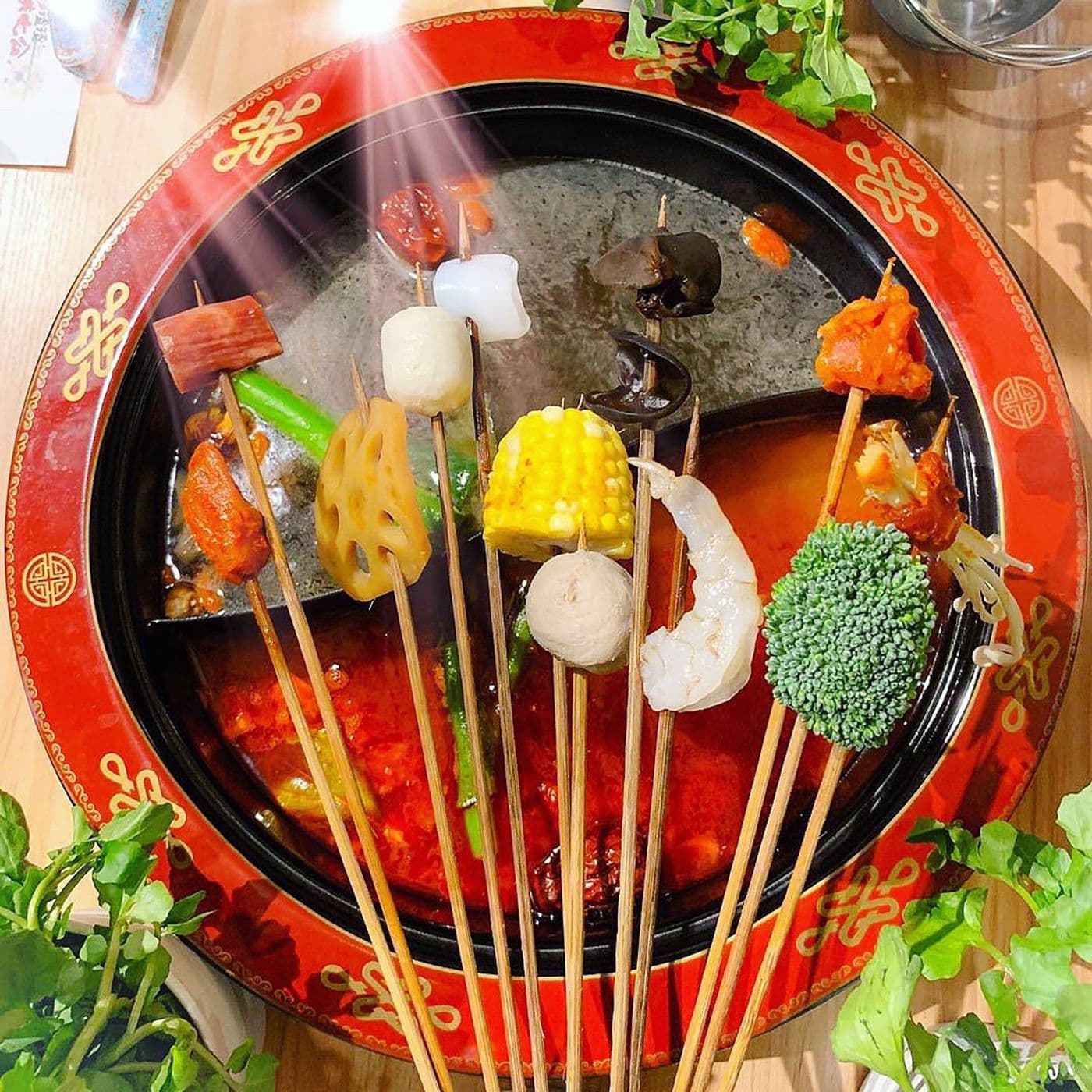 Kungfu Hotpot Skewer 麻渣渣洪七公串串火锅 - DNU