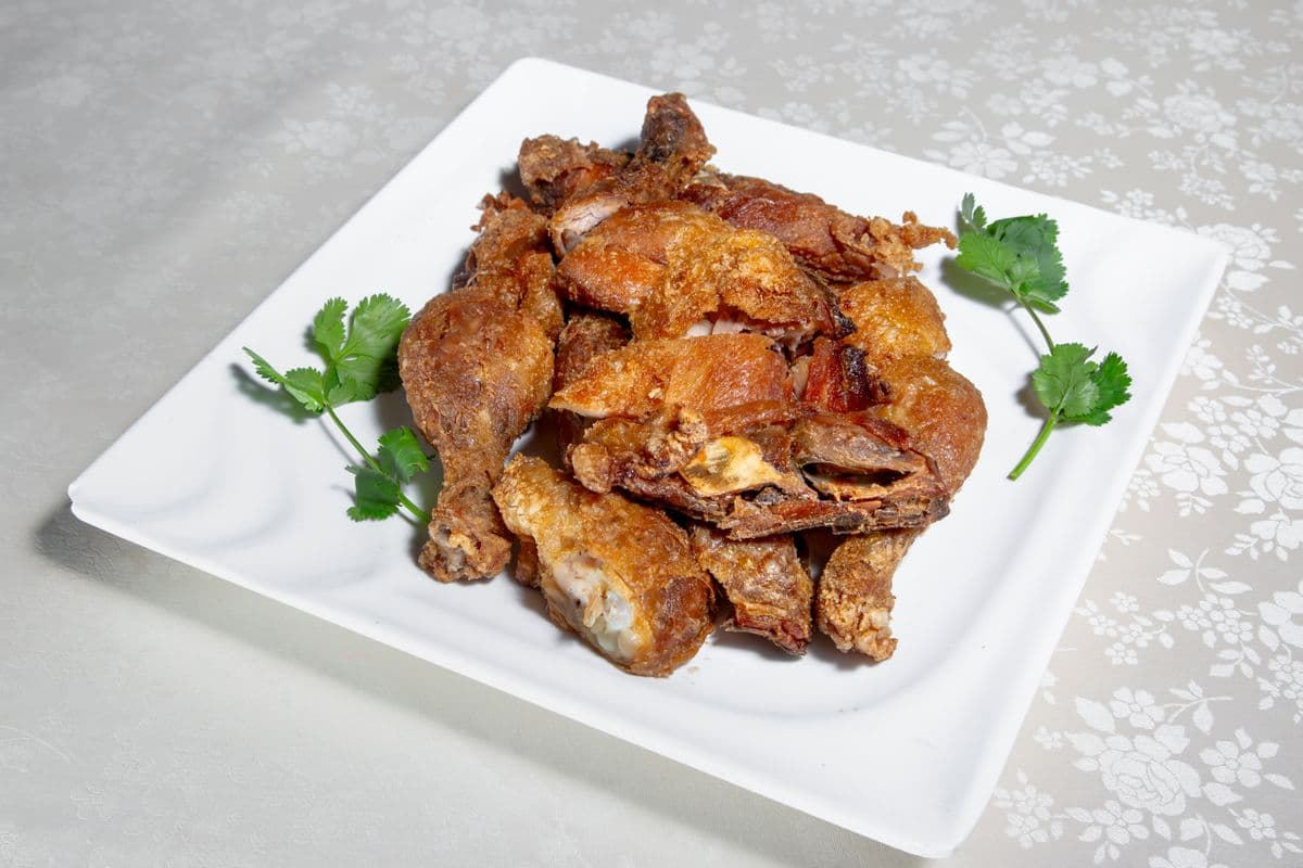 2. Smoked Chicken with Chinese Tea 茶叶熏鸡