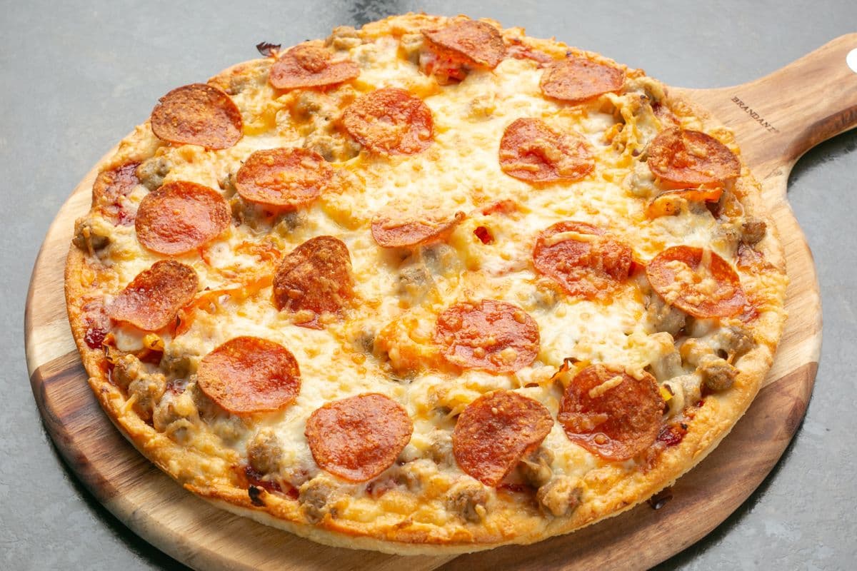 12" Primo Capicola Pizza (Medium (12"))