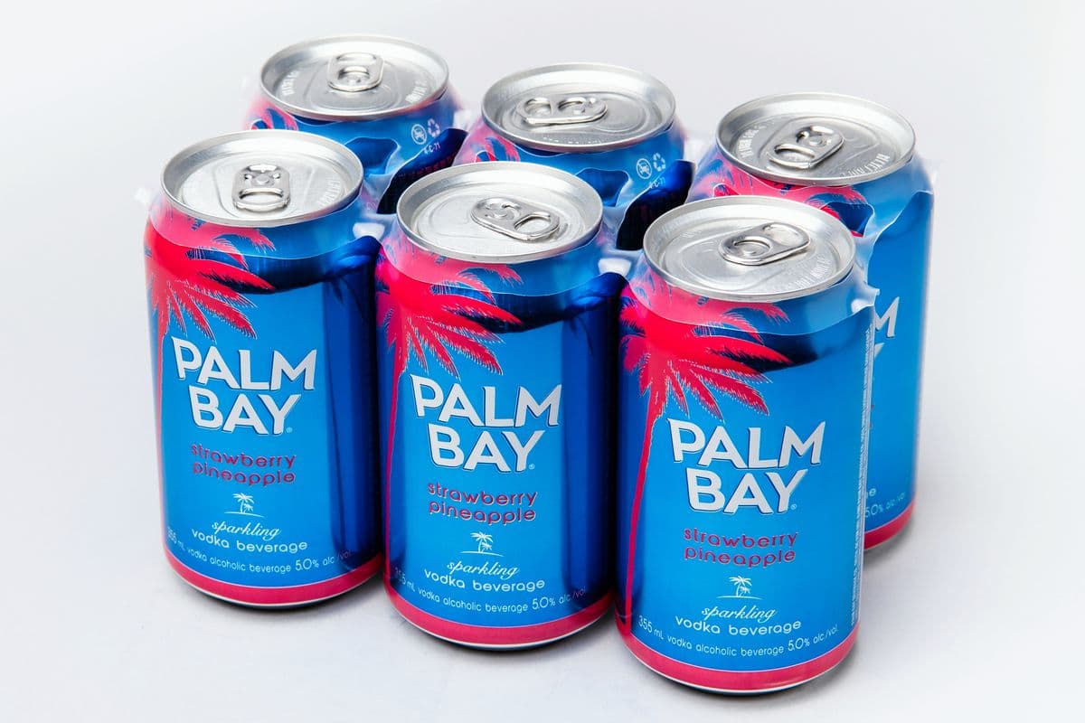 Palm Bay Strawberry Pineapple (6 Cans) (6 x 355ML)