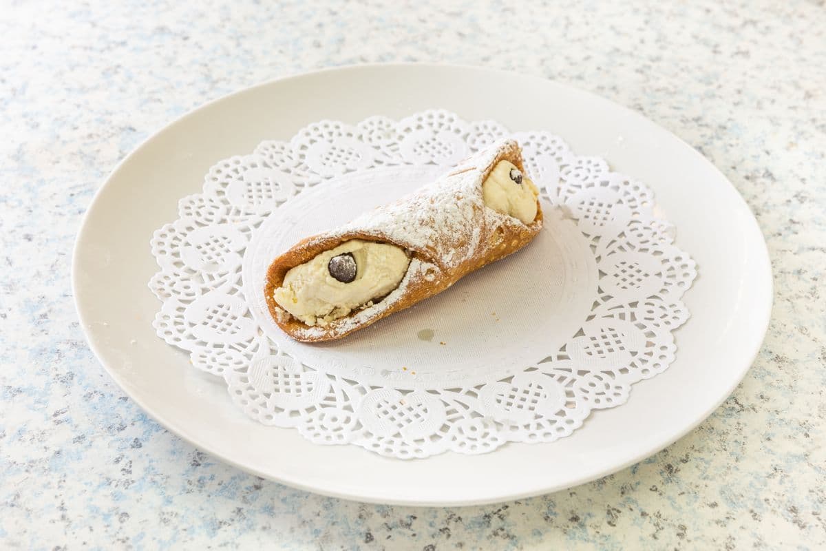 Italian Cannoli