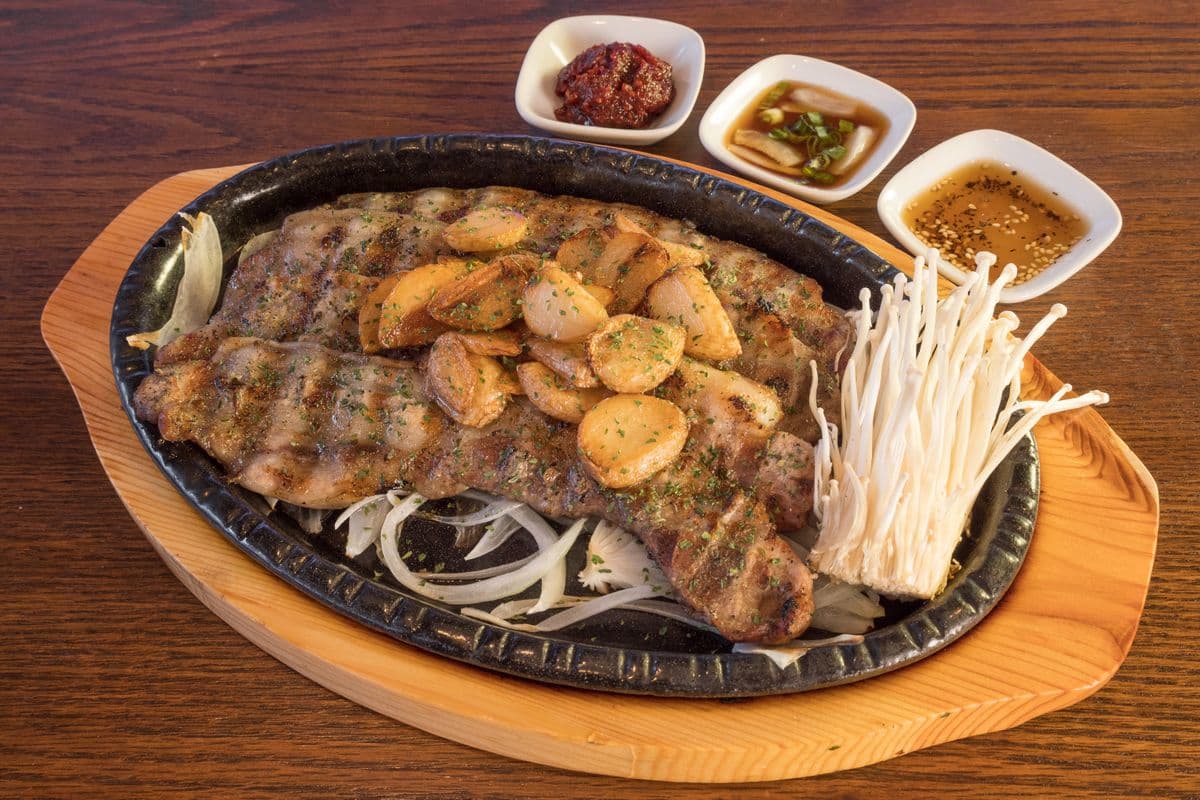 Pork Belly with Fried Garlic