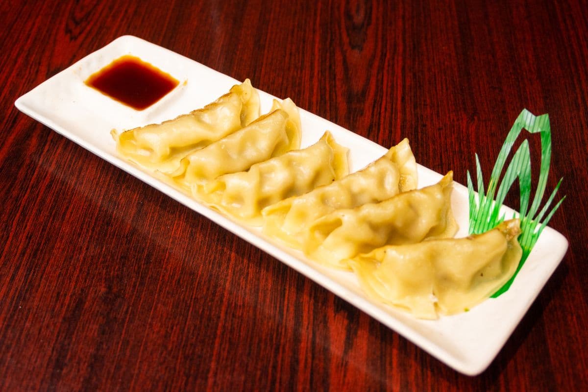 16. Gyoza